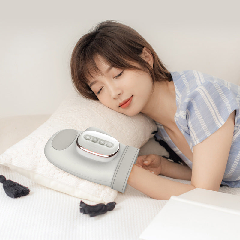 Air compression cushions of the hand massager